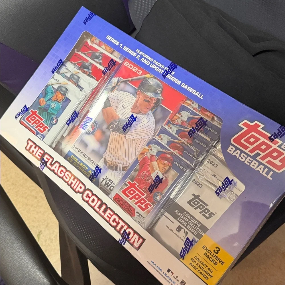 2023 Topps Baseball Flagship Collection Series 1 2 & Update EXCLUSIVE SEALED BOX